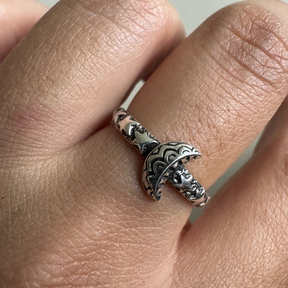 925 Sterling Silver Oxidized Moon and Star Ring - Picture 9 of 9